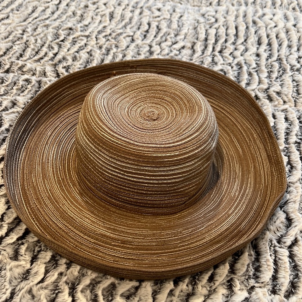 August Accessories Straw Sun Hat - Picture 3 of 6